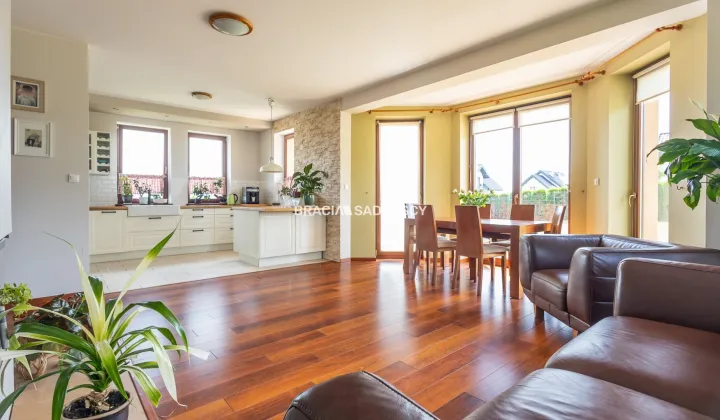 dom wolnostojący, 4 pokoje Wilczkowice