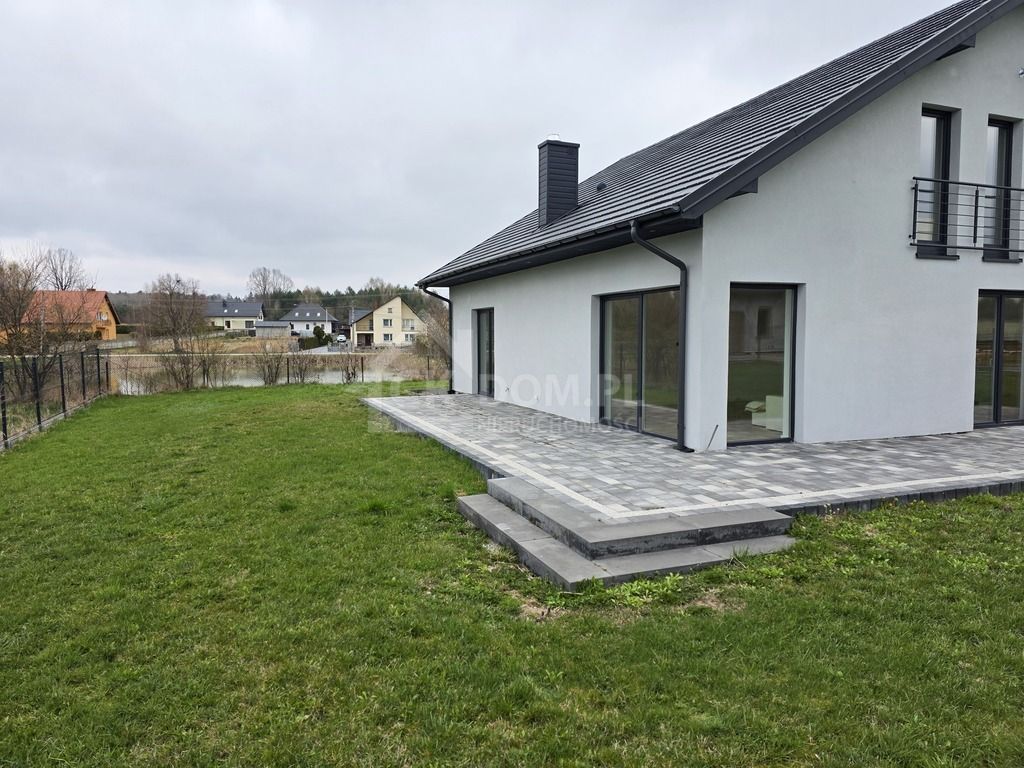 dom wolnostojący, 5 pokoi Kawczyn, ul. Kielecka. Zdjęcie 2