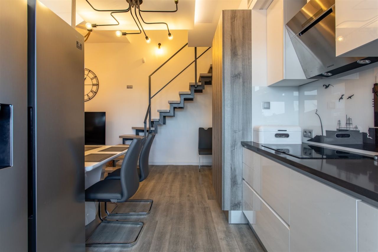 Mieszkanie 4-pokojowe Szklarska Poręba. Zdjęcie 4