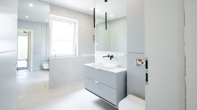 Mieszkanie 4-pokojowe Strumiany. Zdjęcie 6