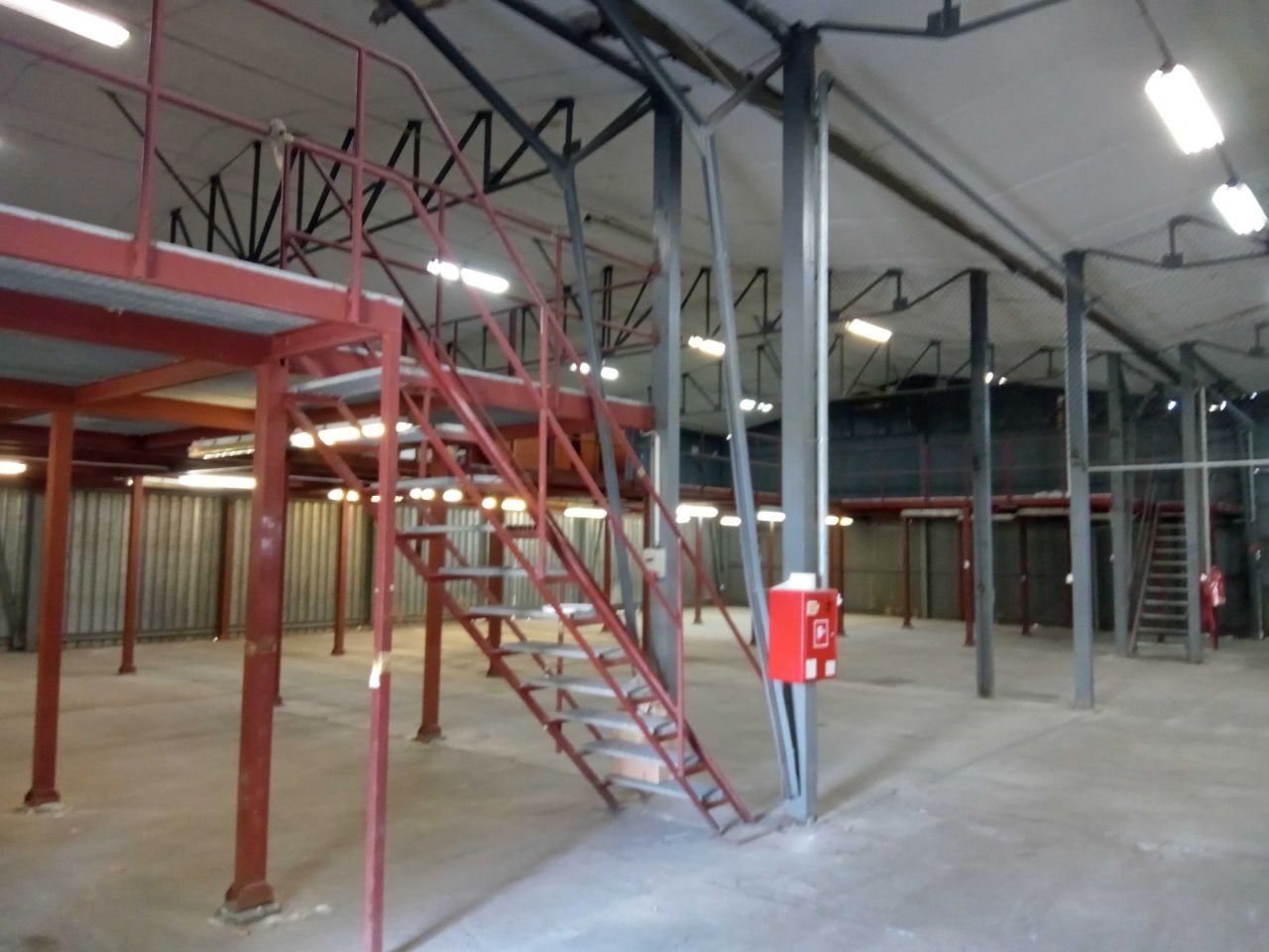 Nieruchomość komercyjna Skopanie. Zdjęcie 2