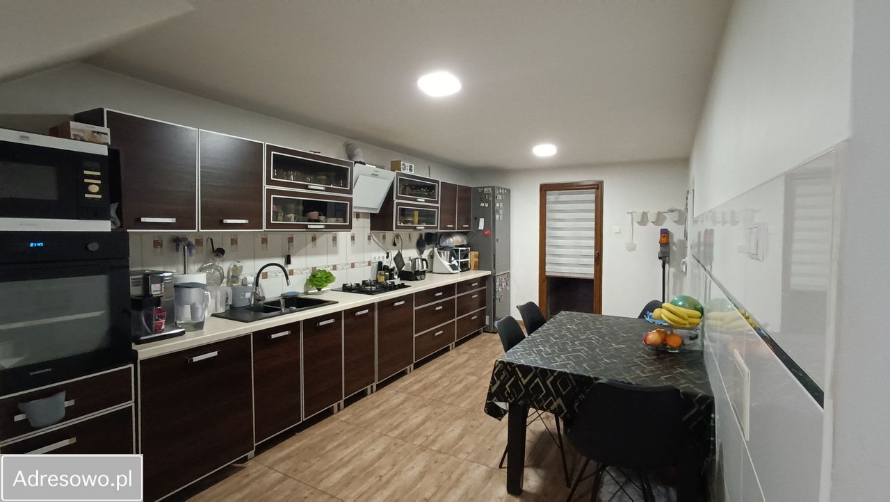 dom wolnostojący, 6 pokoi Uciechów, ul. Kościelna. Zdjęcie 13