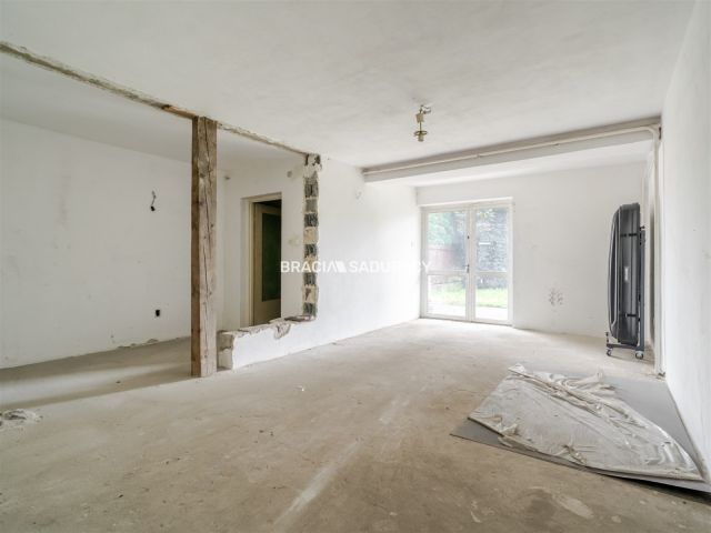 bliźniak, 10 pokoi Kraków Dębniki, ul. Kozienicka. Zdjęcie 3