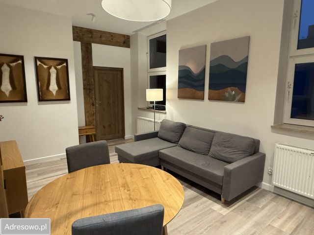 Mieszkanie 2-pokojowe Kielce Centrum, ul. Rynek. Zdjęcie 1