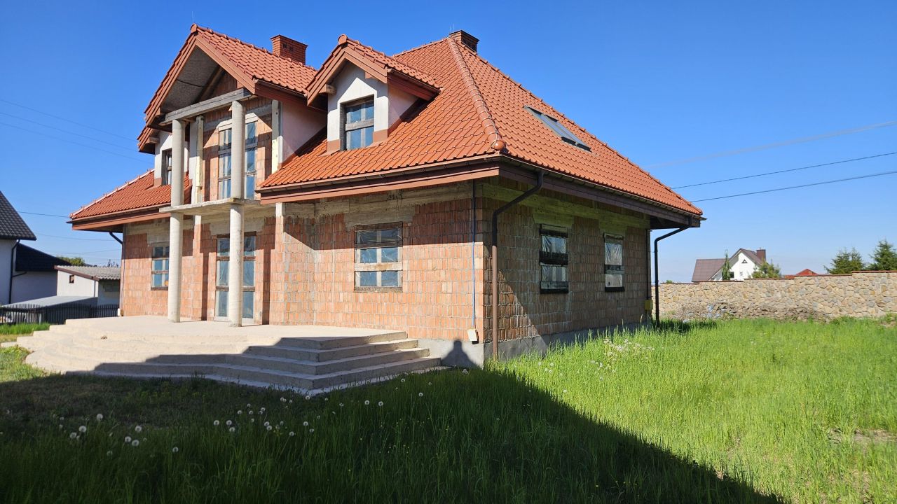 dom wolnostojący, 8 pokoi Busko-Zdrój Łagiewniki. Zdjęcie 8