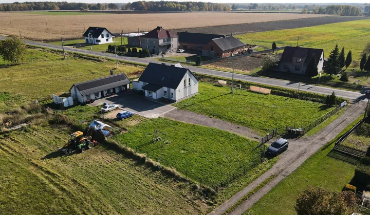 dom wolnostojący, 6 pokoi Dobrodzień, ul. Opolska