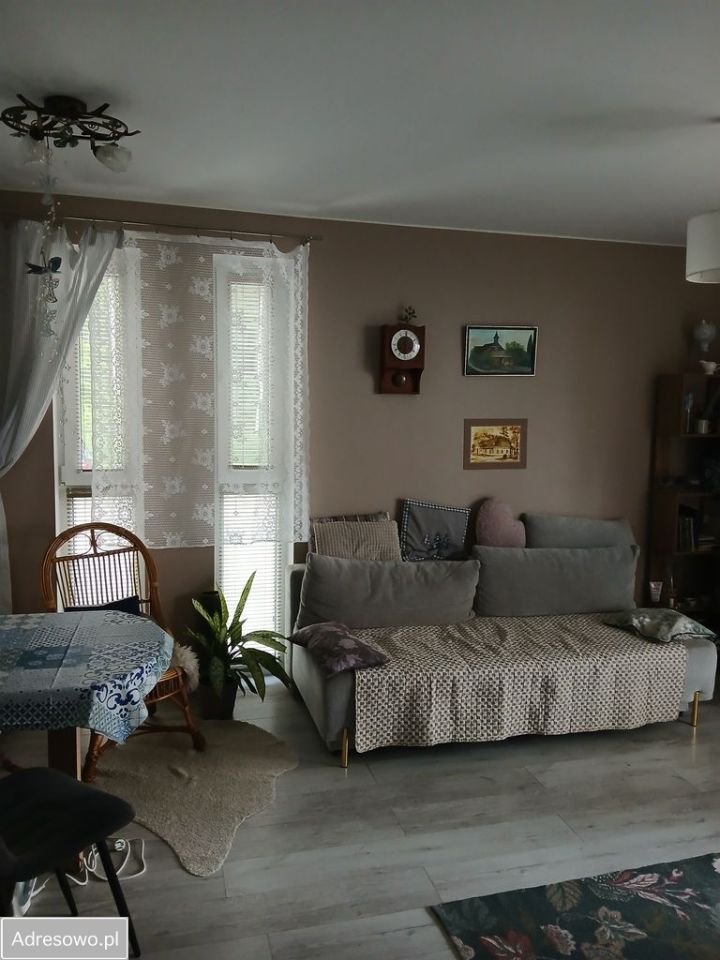 Mieszkanie 2-pokojowe Starachowice. Zdjęcie 1