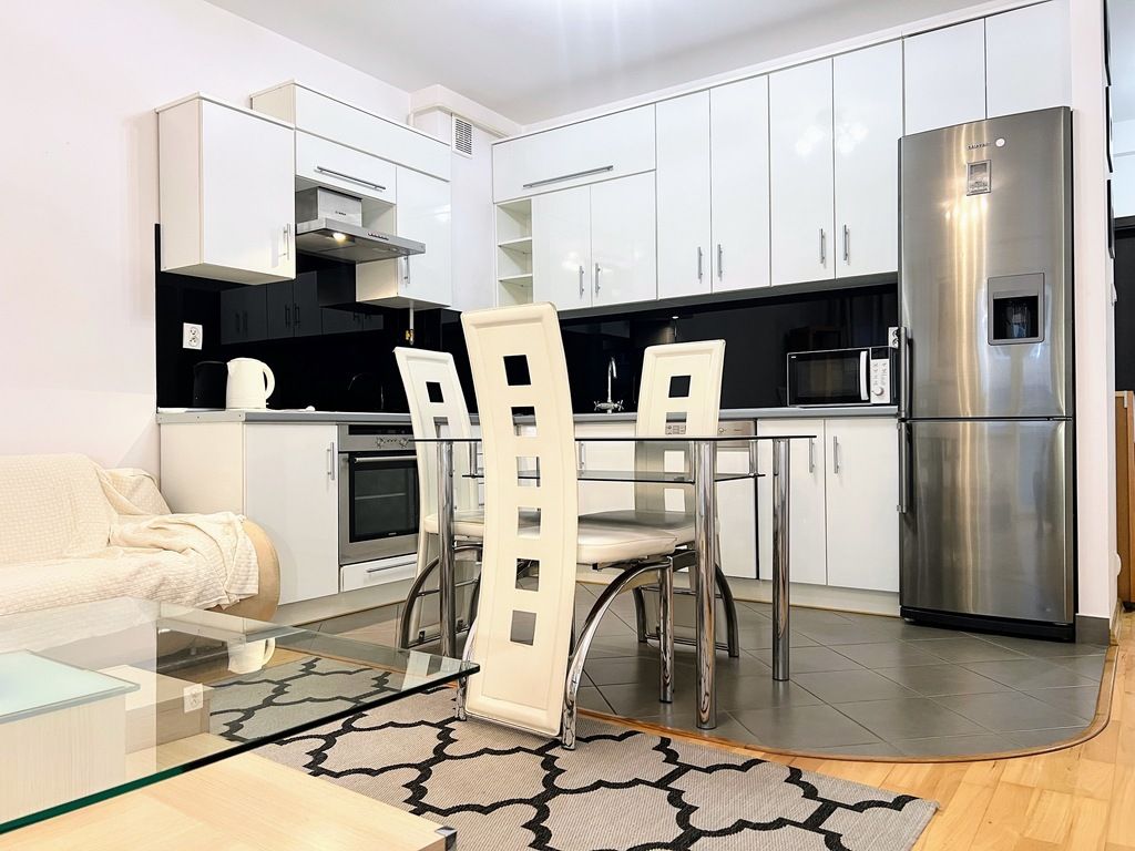 Mieszkanie 3-pokojowe Rzeszów, al. gen. Władysława Sikorskiego. Zdjęcie 3