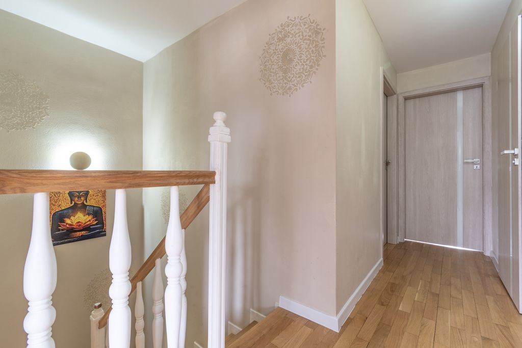 dom szeregowy, 5 pokoi Bełchatów, ul. Juranda. Zdjęcie 10