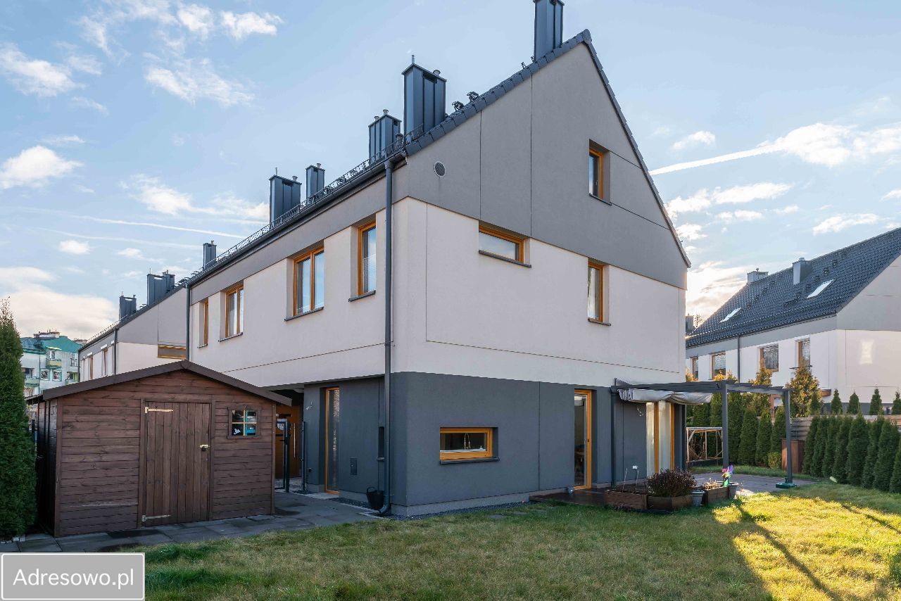 bliźniak, 5 pokoi Wrocław Maślice, ul. Łomżyńska. Zdjęcie 1