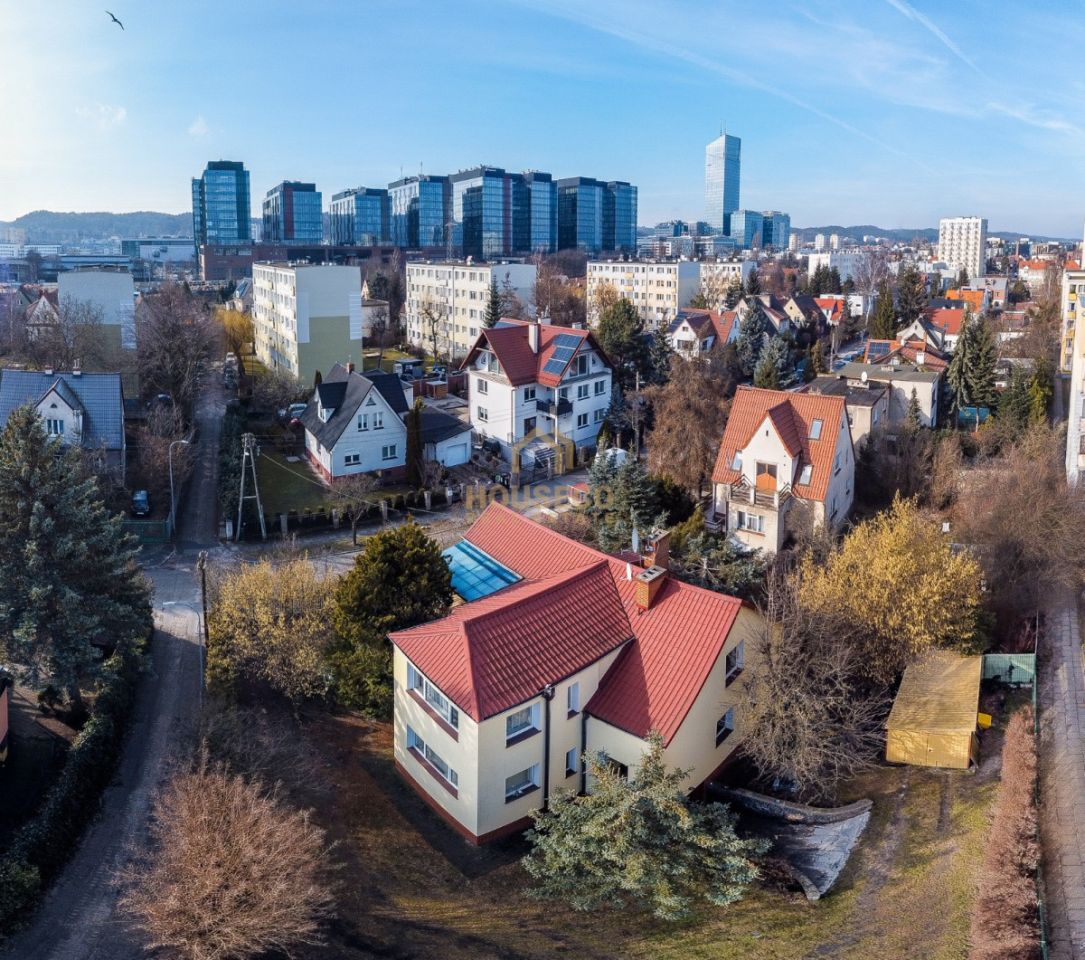 dom wolnostojący, 6 pokoi Gdańsk Oliwa, ul. Arkońska