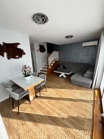 Mieszkanie 4-pokojowe Tychy Wilkowyje, ul. Obywatelska. Zdjęcie 1