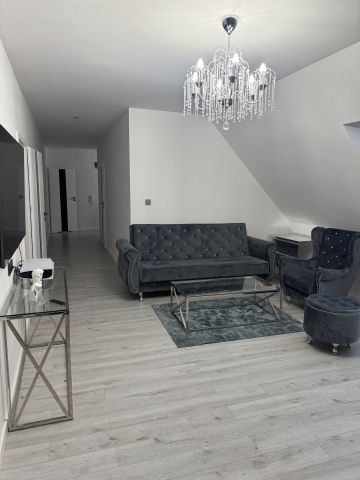 Mieszkanie 3-pokojowe Ziębice. Zdjęcie 1