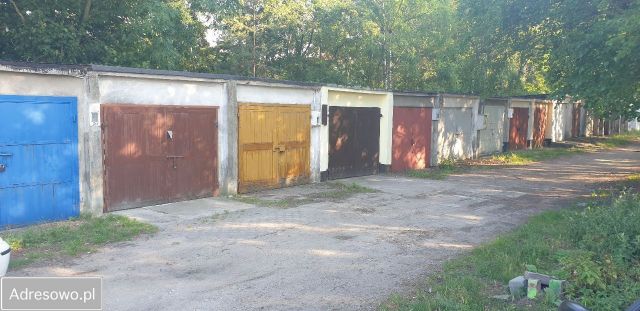 Garaż/miejsce parkingowe Gdynia Grabówek, ul. Hozjusza. Zdjęcie 1