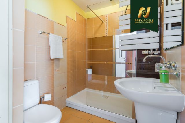 dom wolnostojący, 8 pokoi Gdynia. Zdjęcie 22