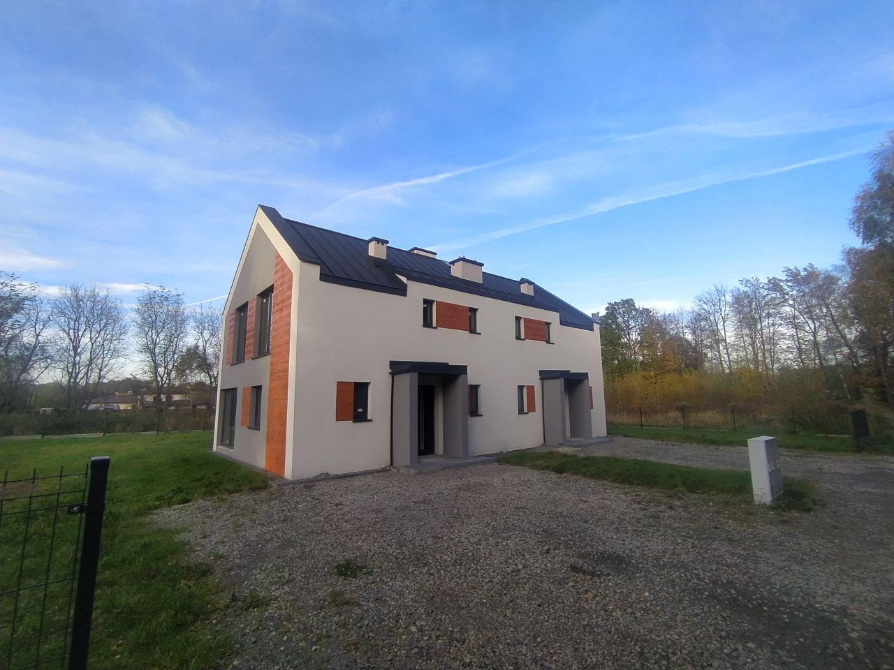 bliźniak, 4 pokoje Bielsko-Biała Komorowice Krakowskie, ul. Barkowska