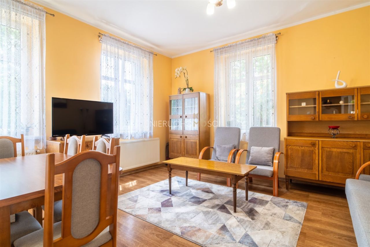 Mieszkanie 3-pokojowe Brzeg Dolny, ul. Kolejowa. Zdjęcie 2