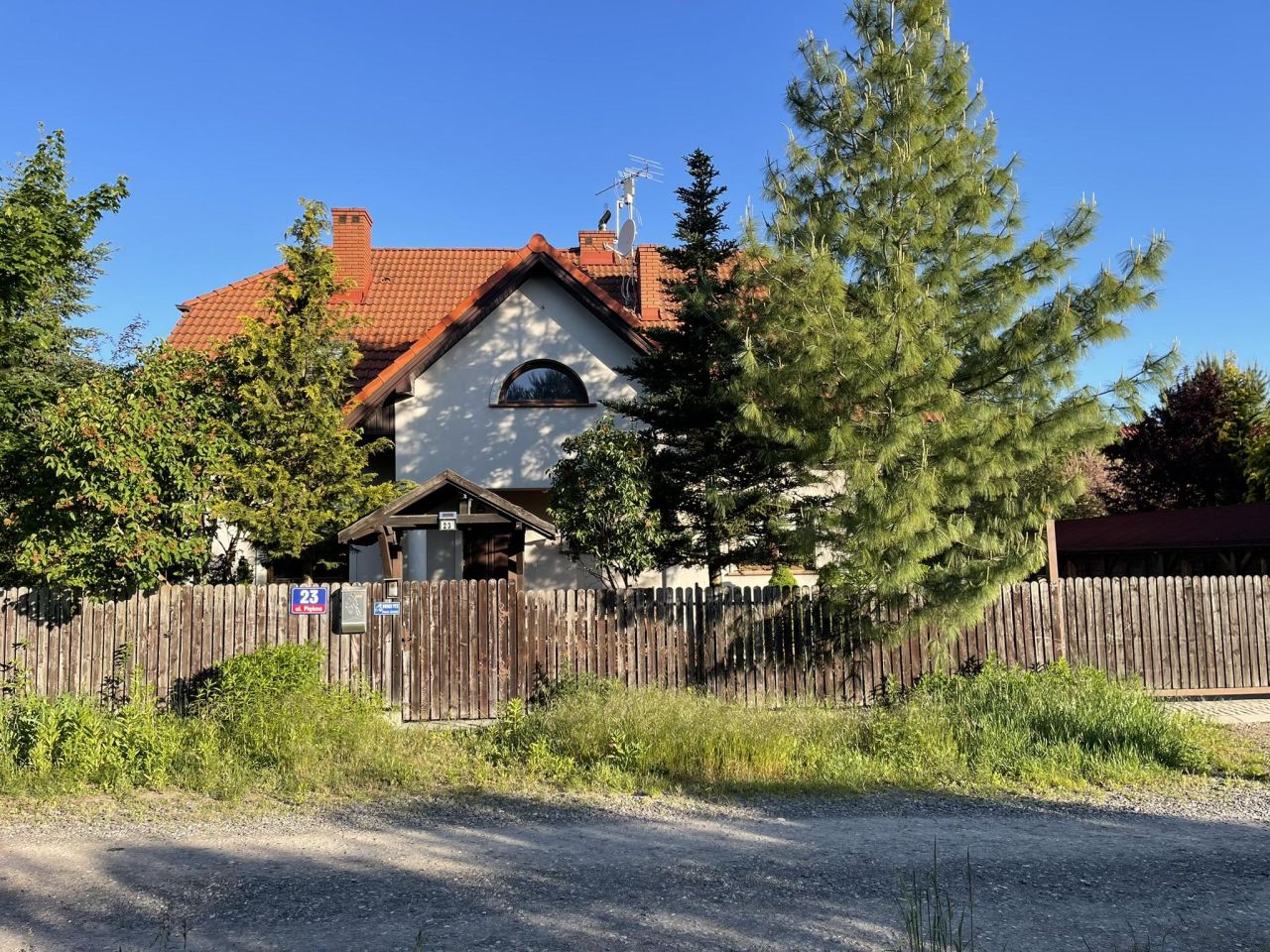 dom wolnostojący, 4 pokoje Baniocha Wilczynek, ul. Piękna