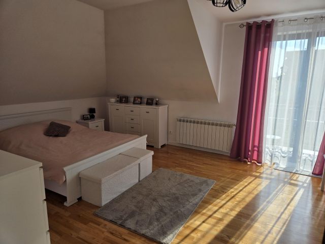 dom wolnostojący, 5 pokoi Modła. Zdjęcie 9