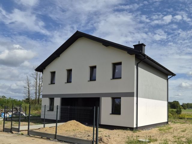 bliźniak, 4 pokoje Mokre, ul. 15 Sierpnia. Zdjęcie 2