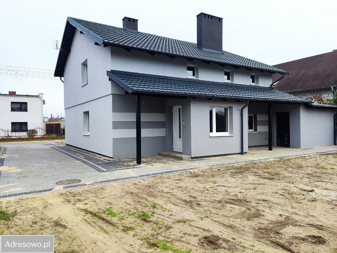 dom wolnostojący, 6 pokoi Bucz, ul. Topolowa. Zdjęcie 1