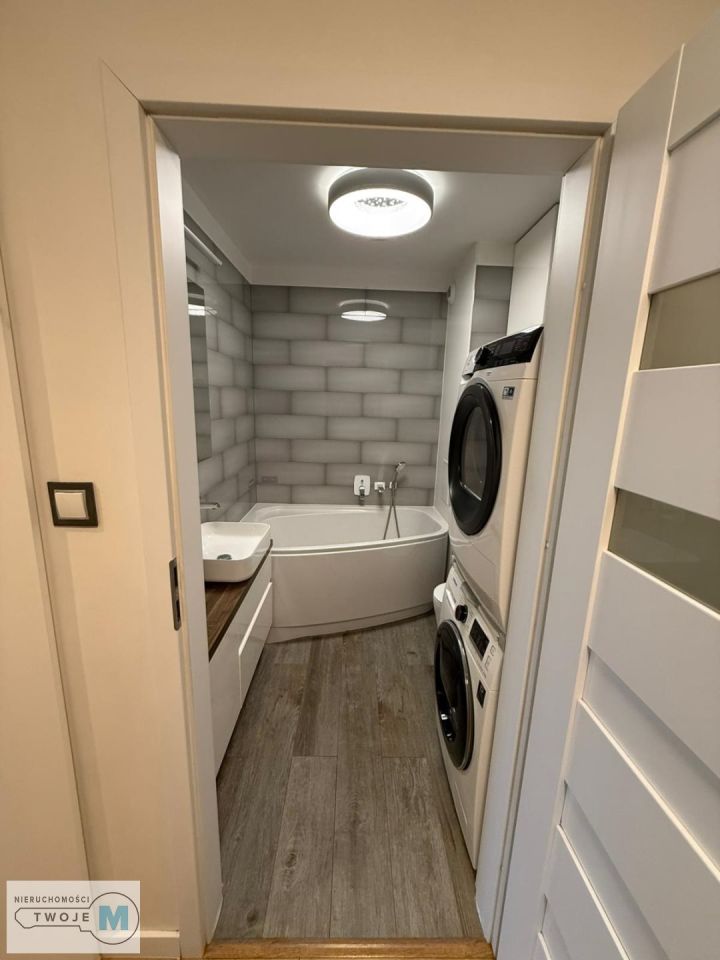 Mieszkanie 3-pokojowe Kielce. Zdjęcie 10