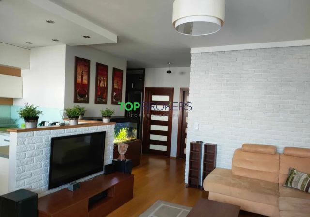 Mieszkanie 3-pokojowe Warszawa Wola, ul. Jana Olbrachta. Zdjęcie 1