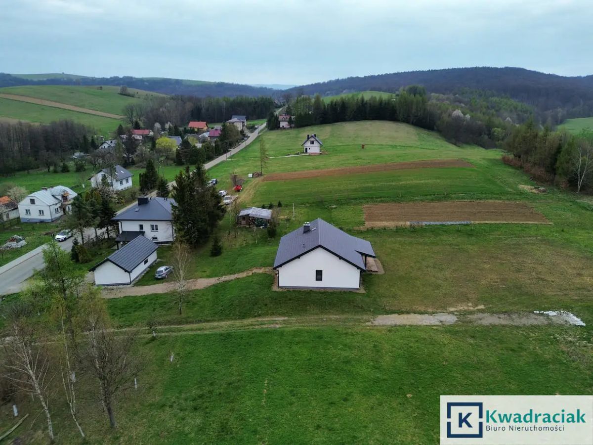 dom wolnostojący, 4 pokoje Besko, ul. Górska. Zdjęcie 23