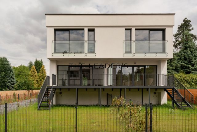 dom wolnostojący, 4 pokoje Konstancin-Jeziorna. Zdjęcie 4