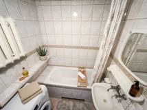 Mieszkanie 2-pokojowe Bełchatów, os. Budowlanych. Zdjęcie 3