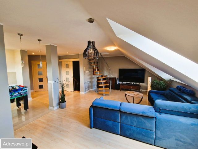 bliźniak, 8 pokoi Wrocław Złotniki, ul. Żywiecka. Zdjęcie 1