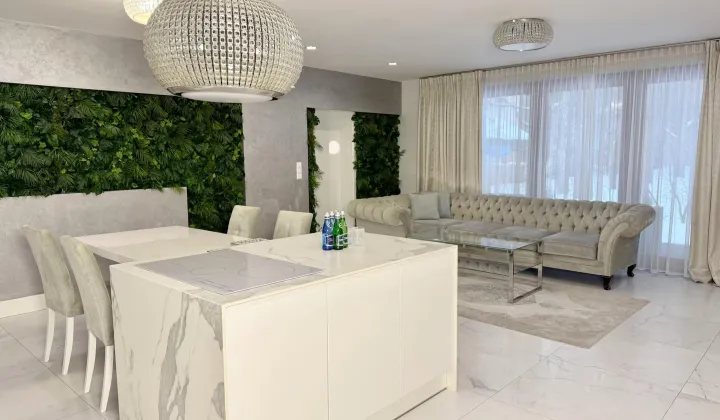 dom wolnostojący, 7 pokoi Warszawa Wawer, ul. Napoleona Bonaparte