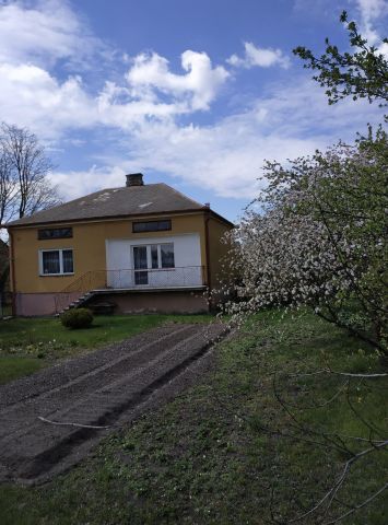 dom wolnostojący, 4 pokoje Międzyrzec Podlaski, ul. Berezowska. Zdjęcie 1