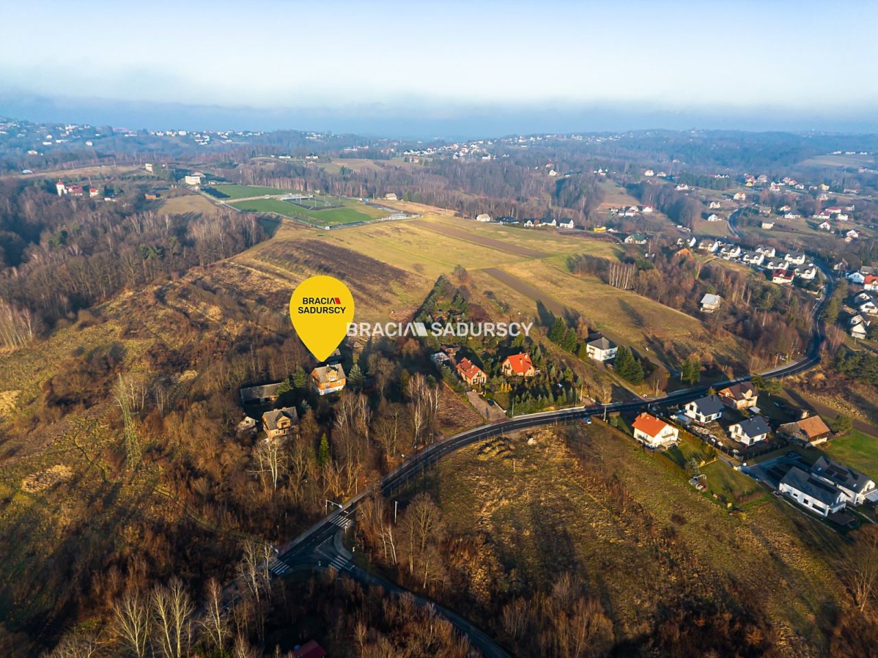 Działka inwestycyjna Włosań, ul. Łobzowska. Zdjęcie 3