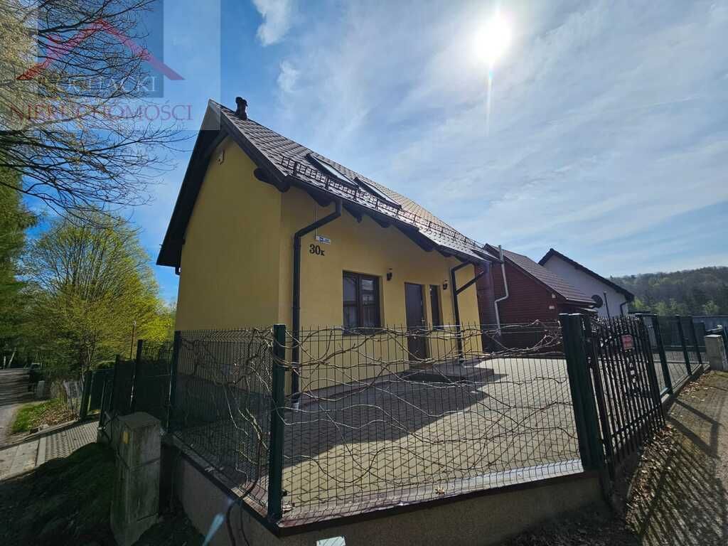 dom wolnostojący, 3 pokoje Karłowice. Zdjęcie 3