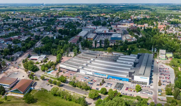 Hala/magazyn Pabianice, ul. gen. Stefana "Grota" Roweckiego