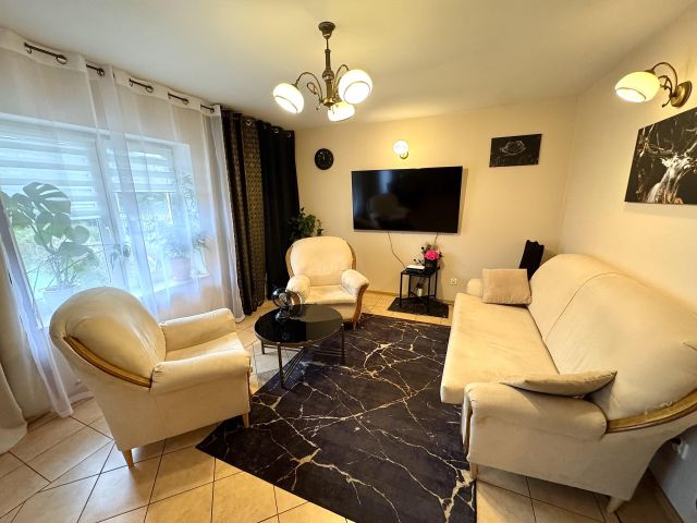 dom wolnostojący, 4 pokoje Sedranki. Zdjęcie 7