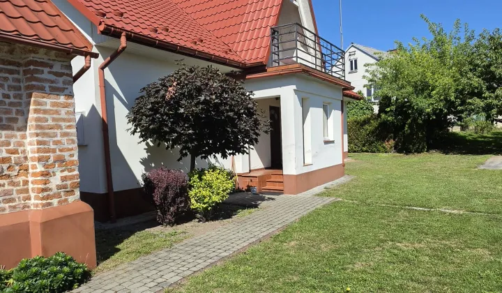 dom wolnostojący, 3 pokoje Roźwienica