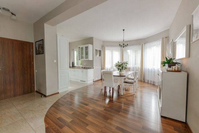 dom wolnostojący, 5 pokoi Stare Załubice. Zdjęcie 6