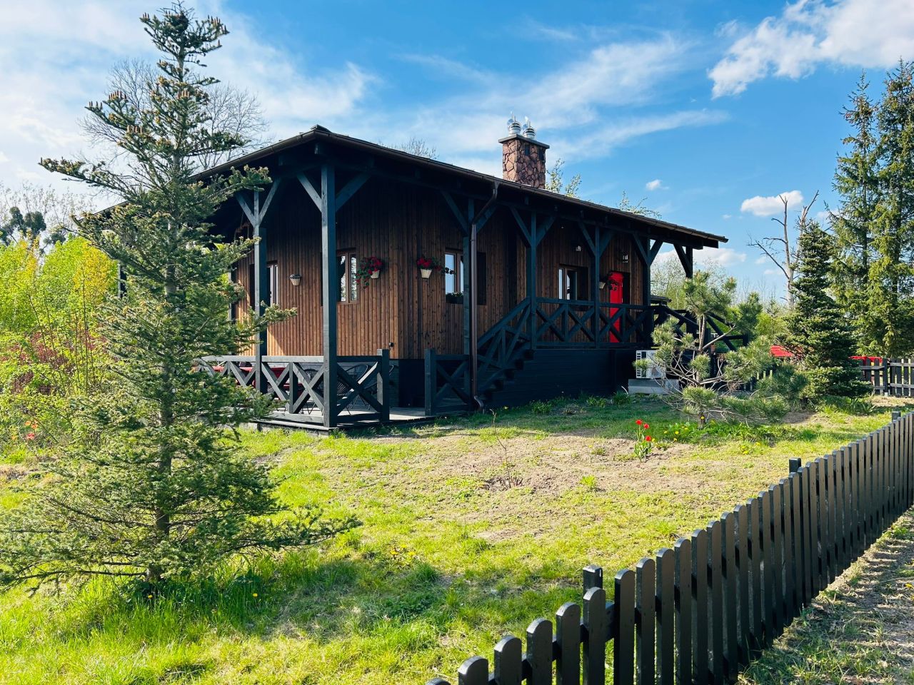 dom wolnostojący, 4 pokoje Roskajmy