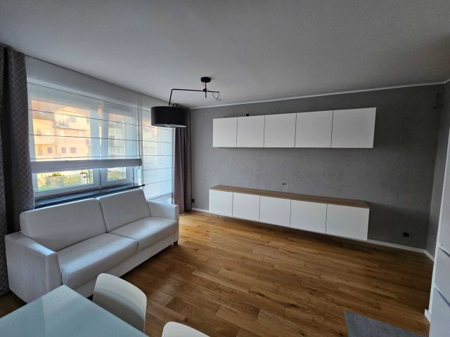 Mieszkanie 3-pokojowe Gdańsk Karczemki. Zdjęcie 1