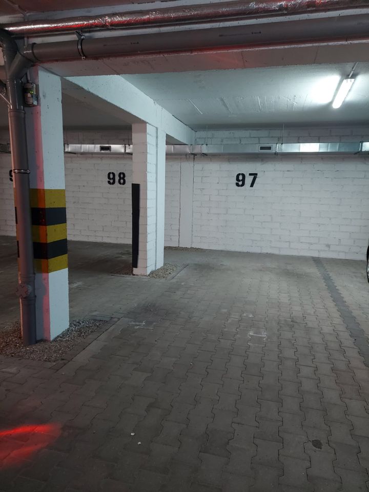 Garaż/miejsce parkingowe Zielona Góra Centrum, ul. Dzika