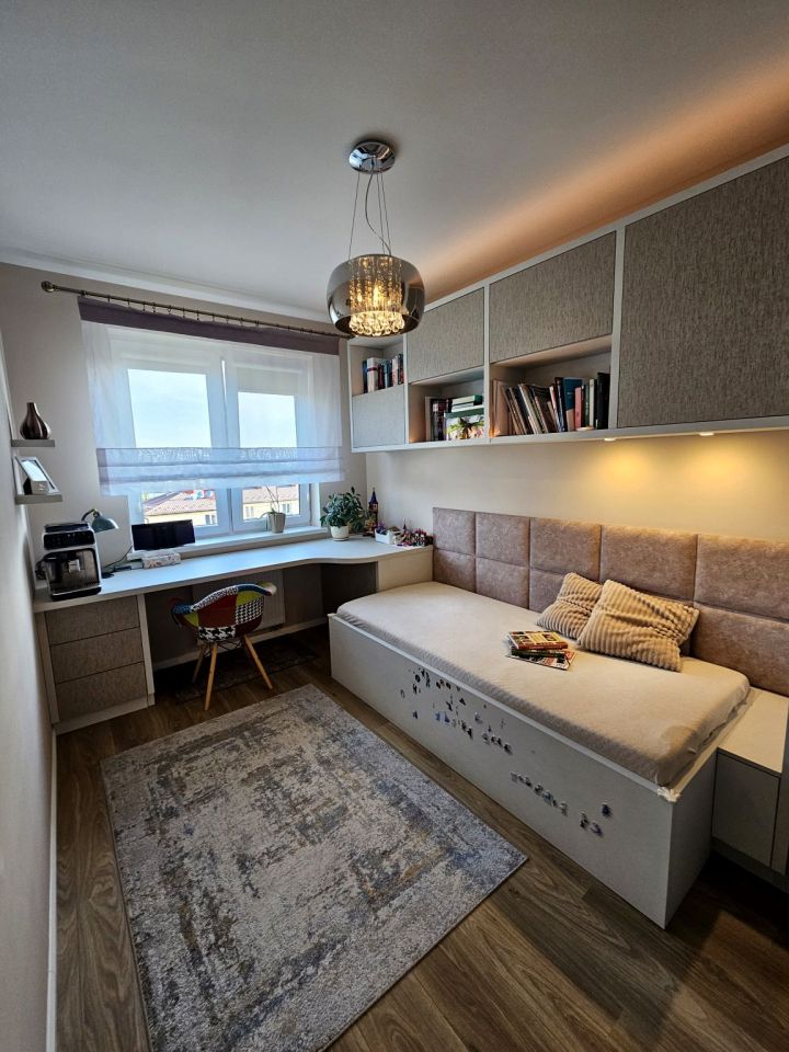 Mieszkanie 4-pokojowe Jasło. Zdjęcie 4