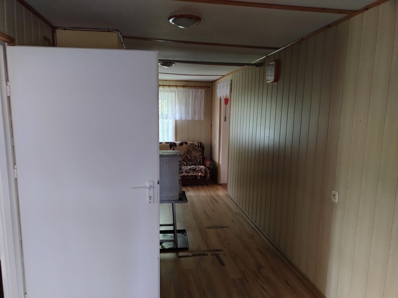 dom wolnostojący, 2 pokoje Długie, ul. Dolna. Zdjęcie 10