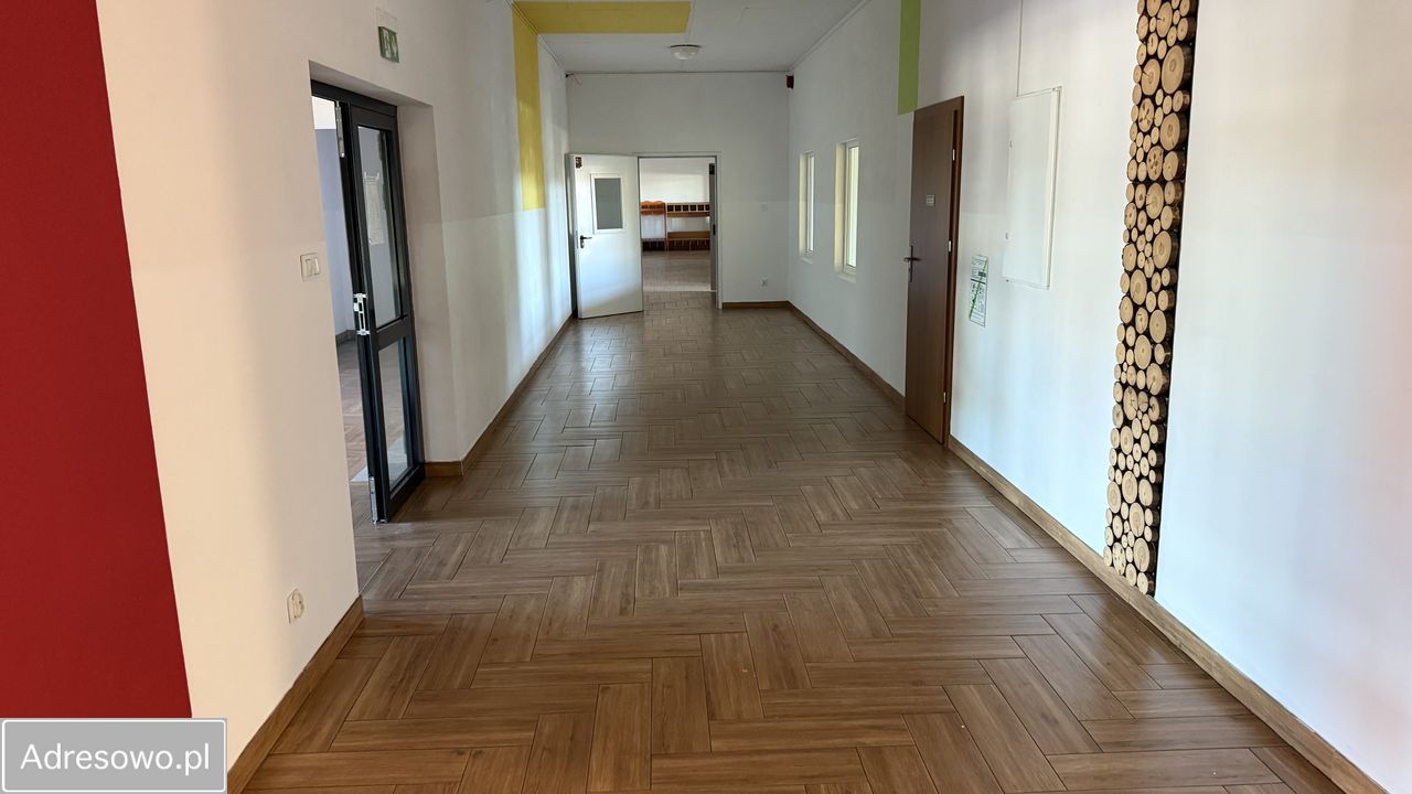 Lokal Kobyłka, ul. ks. Władysława Rosłana. Zdjęcie 16