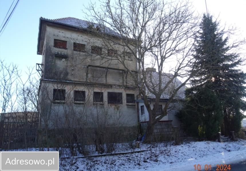 dom wolnostojący, 5 pokoi Stary Waliszów. Zdjęcie 2