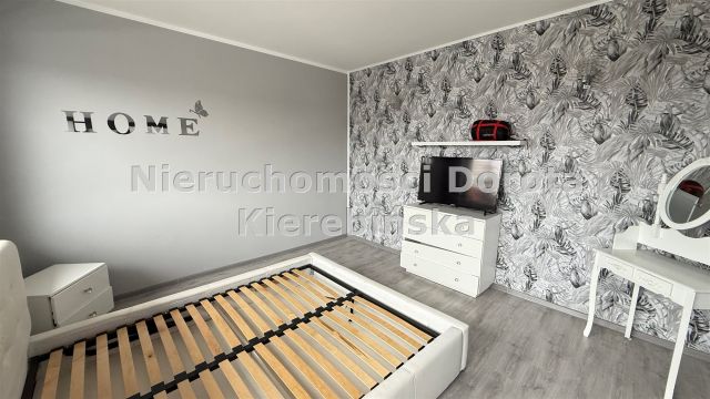 dom wolnostojący, 10 pokoi Tomaszów Mazowiecki. Zdjęcie 17