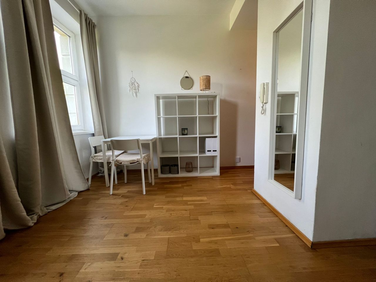 Mieszkanie 1-pokojowe Kraków Piasek, al. Adama Mickiewicza. Zdjęcie 3