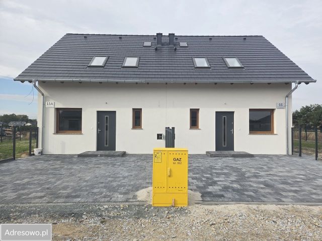 bliźniak, 3 pokoje Ligotka, ul. Spokojna. Zdjęcie 1