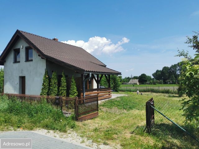 dom wolnostojący, 4 pokoje Polanowo. Zdjęcie 1